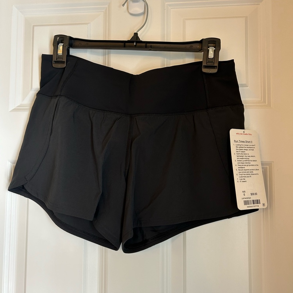 Women’s LuLuLemon size 6 shorts